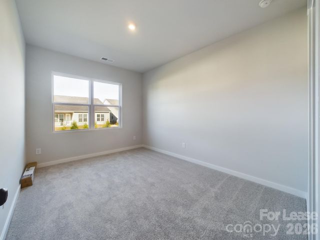 9525 Munsing Drive, Charlotte, NC 28269