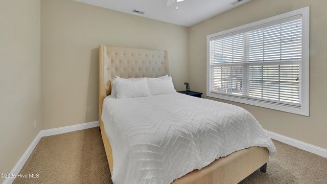 1944 Tara Court 203, Greenville, NC 27858