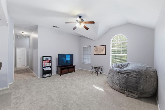 1121 Linden Drive, Burleson, TX 76028