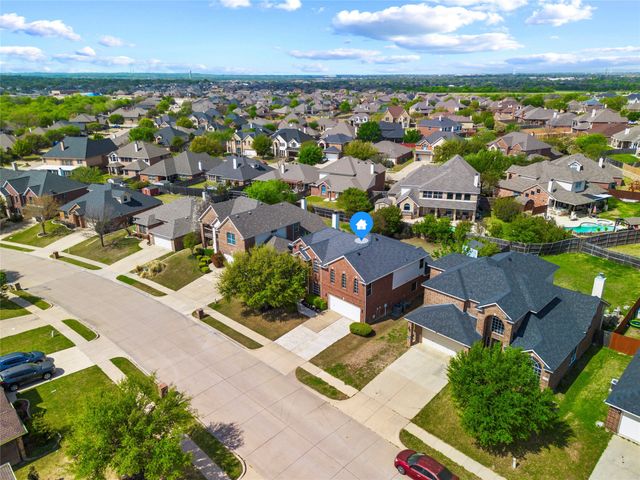 1121 Linden Drive, Burleson, TX 76028