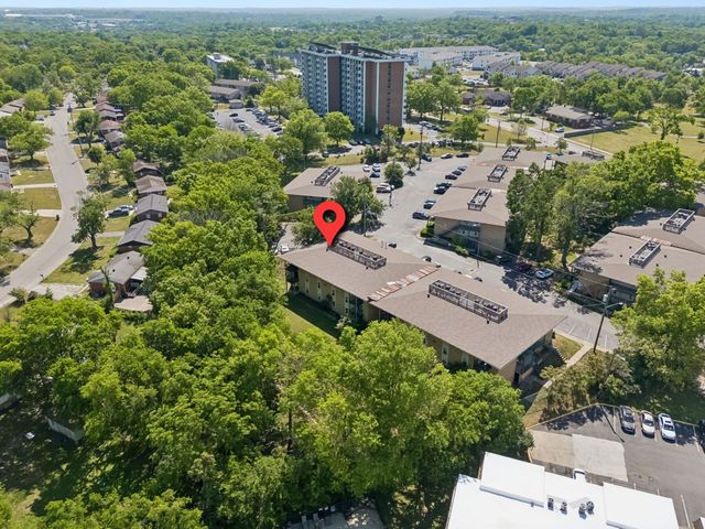 555 N DuPont Ave Apt D92, Madison, TN 37115