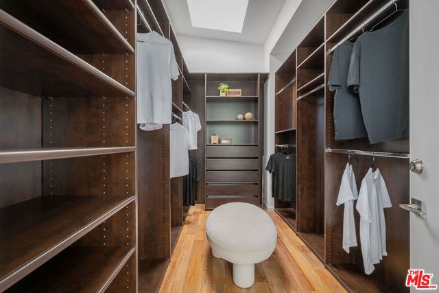 8949 Rosewood Avenue, West Hollywood, CA 90048