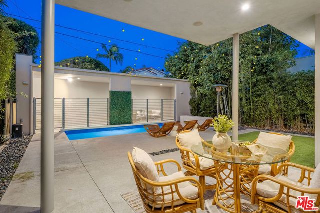 8949 Rosewood Avenue, West Hollywood, CA 90048