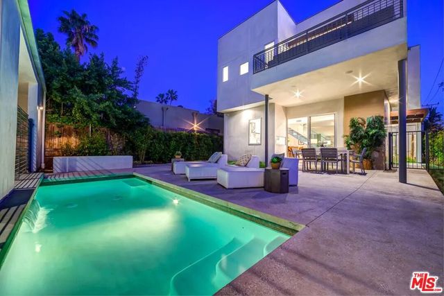 8949 Rosewood Avenue, West Hollywood, CA 90048