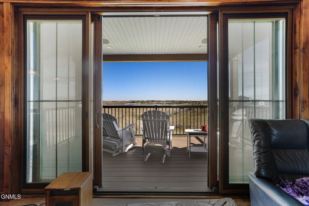 1344 42k Avenue NW, Garrison, ND 58540 photo 10