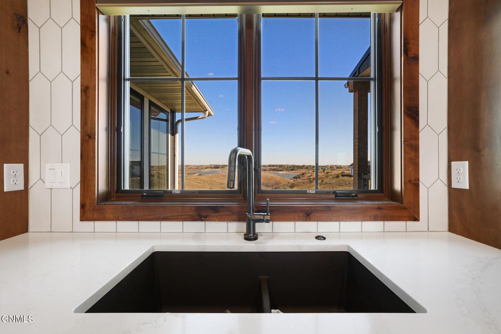 1344 42k Avenue NW, Garrison, ND 58540 photo 18