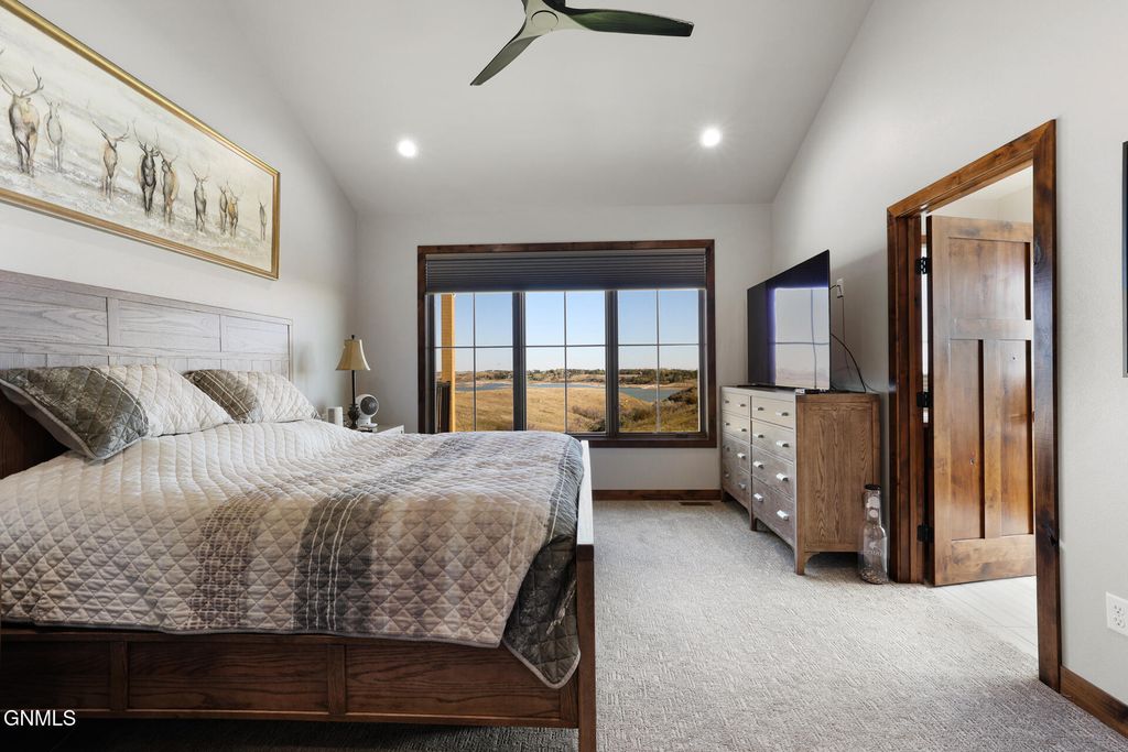 1344 42k Avenue NW, Garrison, ND 58540 photo 24