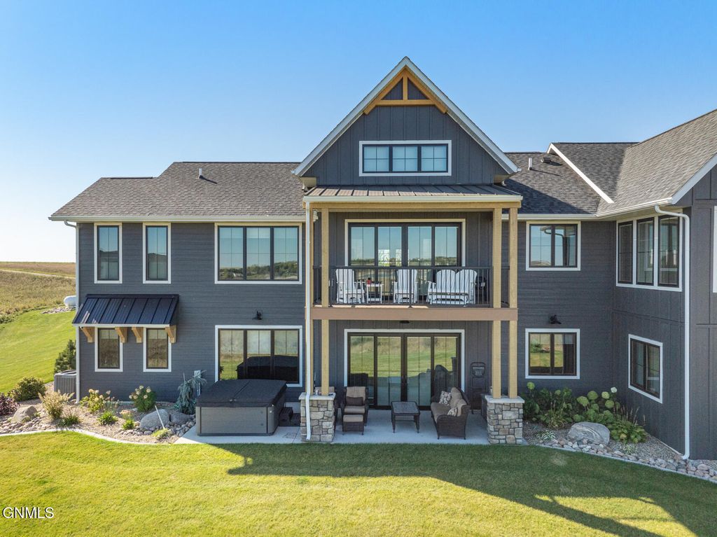 1344 42k Avenue NW, Garrison, ND 58540 photo 4