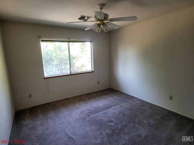 13801 Laverton Avenue, Bakersfield, CA 93314