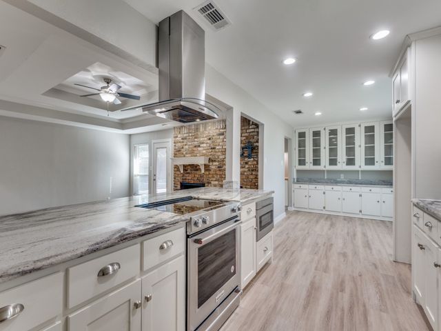 2020 Normandy Drive, Hurst, TX 76054