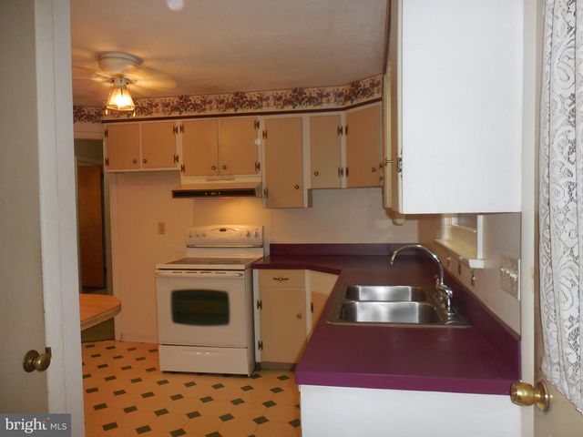 901 S 4TH AVE, Lebanon, PA 17042