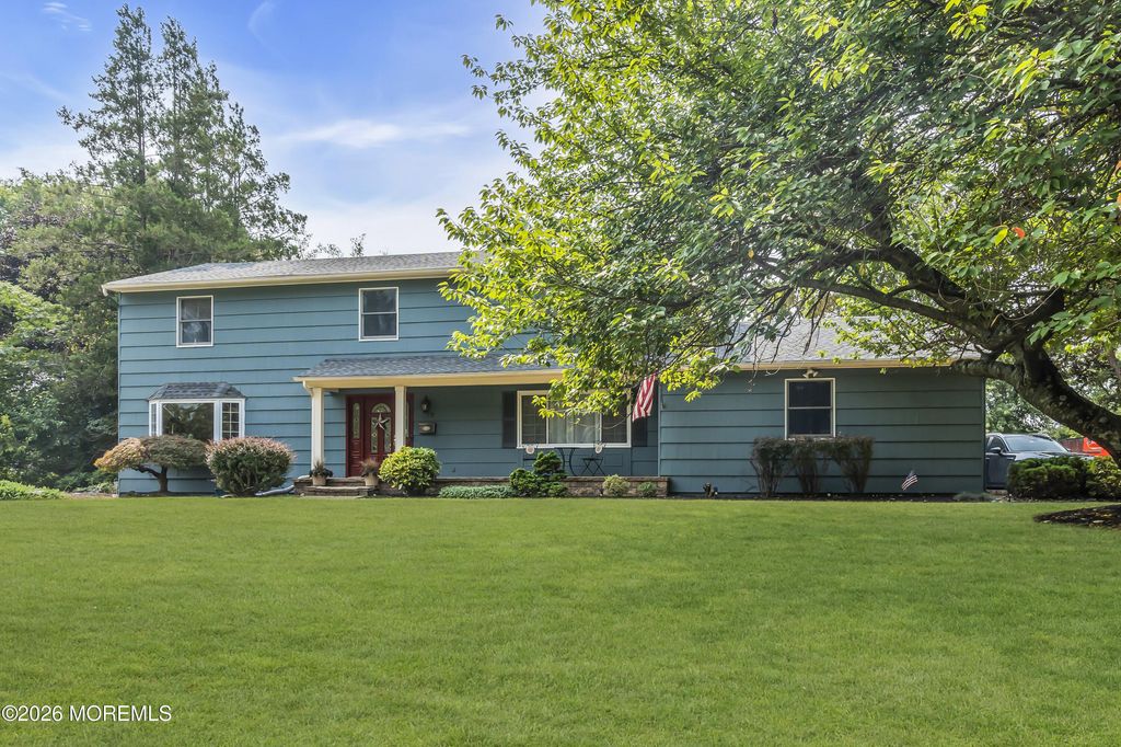 187 Coachman Drive N, Freehold, NJ 07728