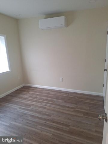 505 RAND ST #B, Camden, NJ 08105