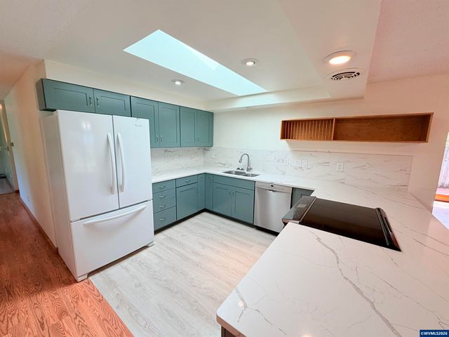 2427 NW Wayland St, Corvallis, OR 97330