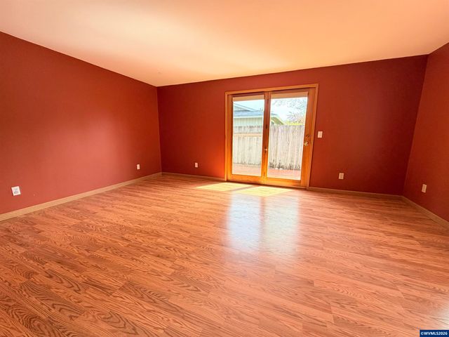 2427 NW Wayland St, Corvallis, OR 97330