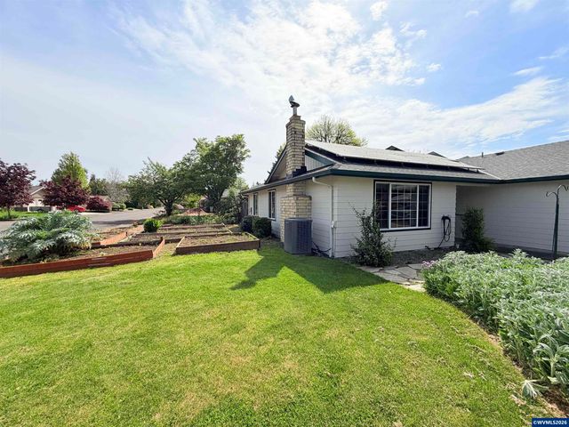 2427 NW Wayland St, Corvallis, OR 97330