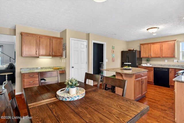 13205 Cain Ln, Louisville, KY 40245