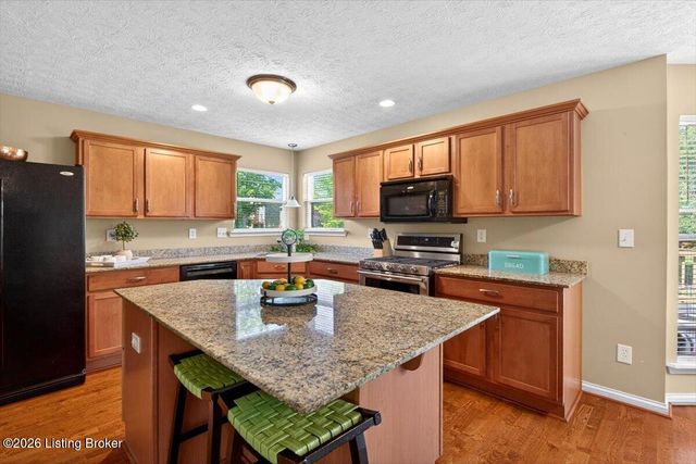 13205 Cain Ln, Louisville, KY 40245