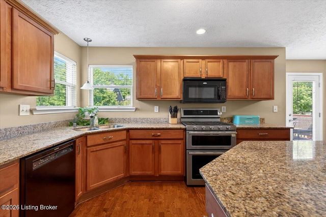 13205 Cain Ln, Louisville, KY 40245