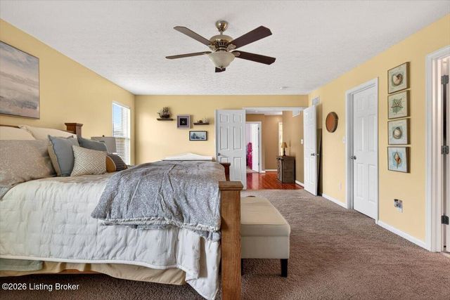 13205 Cain Ln, Louisville, KY 40245