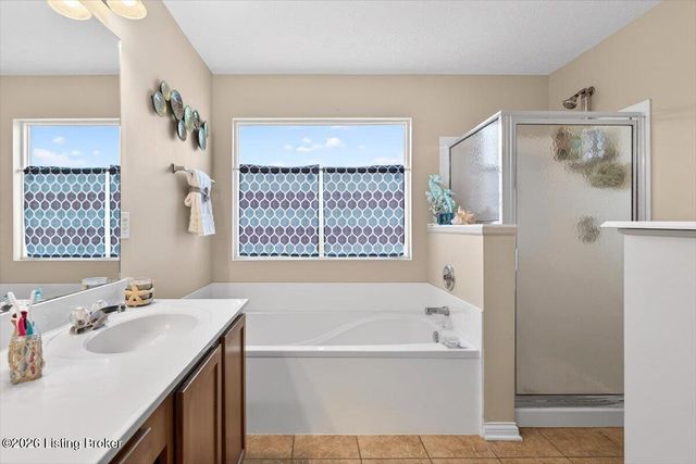 13205 Cain Ln, Louisville, KY 40245