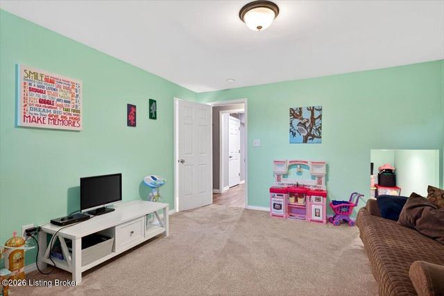 13205 Cain Ln, Louisville, KY 40245