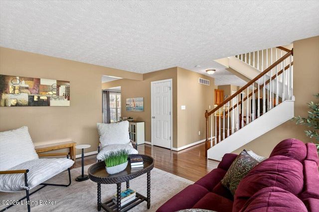 13205 Cain Ln, Louisville, KY 40245