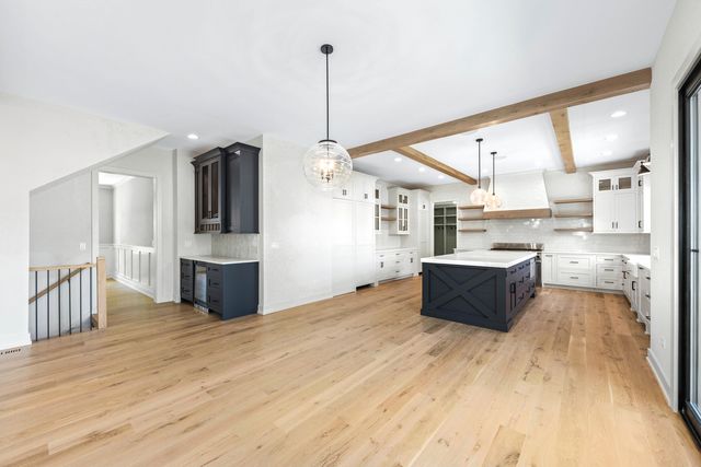 1314 N Eagle Street, Naperville, IL 60563