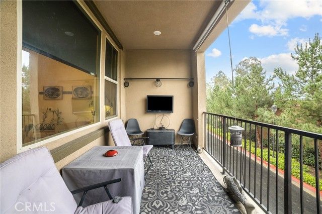 129 Carlow, Irvine, CA 92618