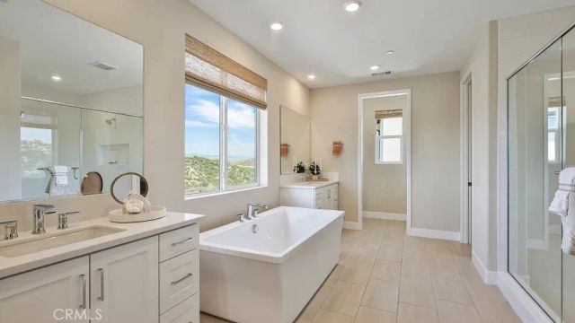 24408 Camino Oceano, Valencia, CA 91354