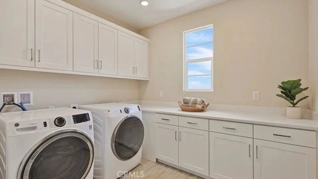 24408 Camino Oceano, Valencia, CA 91354