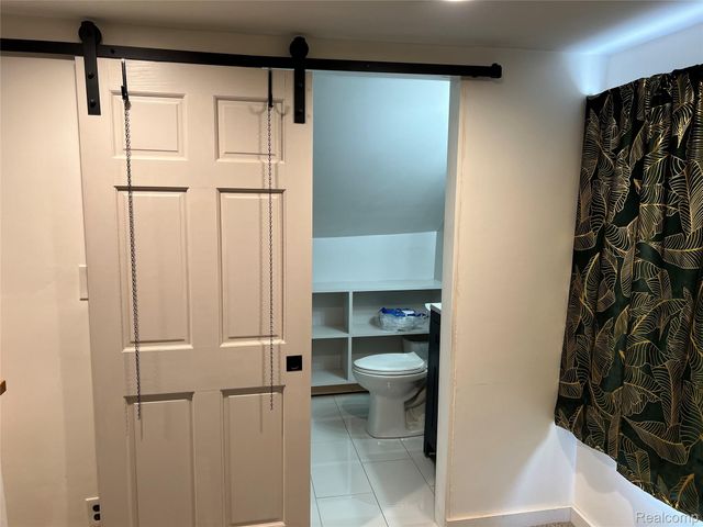 7352 Dale, Center Line, MI 48015