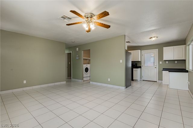 1904 West Carey Avenue, North Las Vegas, NV 89032