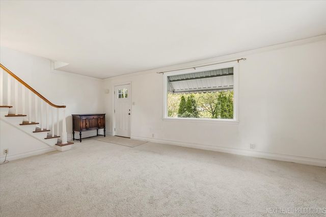 1705 Riverside Avenue, St. Charles, IL 60174