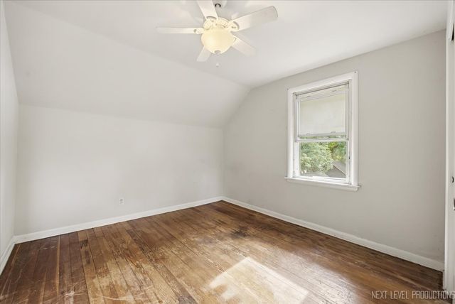1705 Riverside Avenue, St. Charles, IL 60174