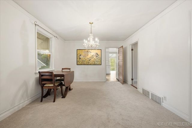 1705 Riverside Avenue, St. Charles, IL 60174