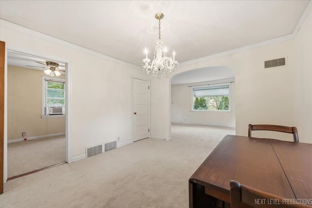1705 Riverside Avenue, St. Charles, IL 60174