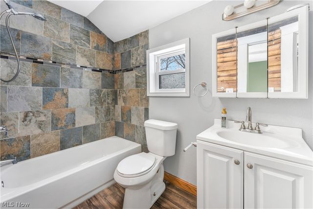 304 Baldwin Avenue, Niles, OH 44446