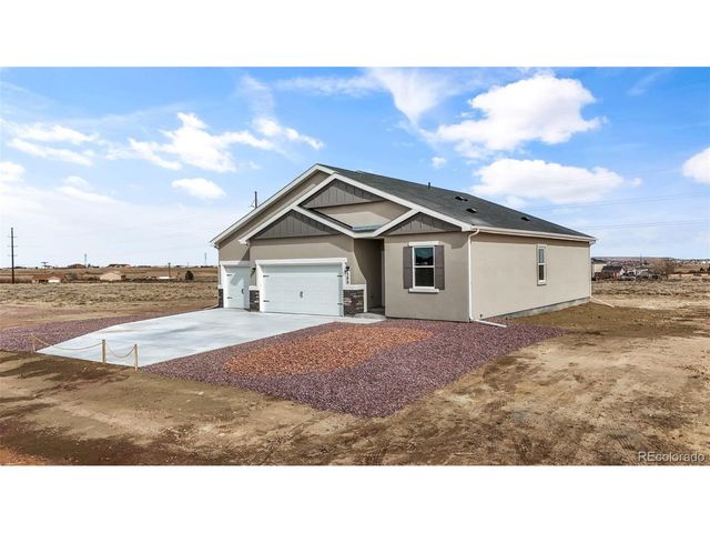 380 S Ashford Dr, Pueblo West, CO 81007