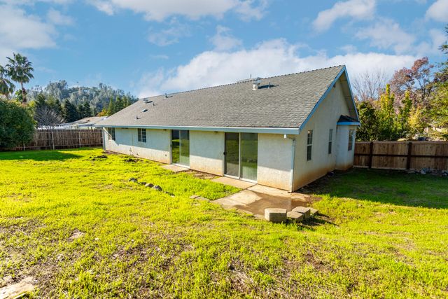 1783 Record Lane, Redding, CA 96001