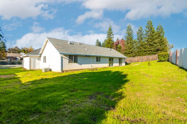 1783 Record Lane, Redding, CA 96001