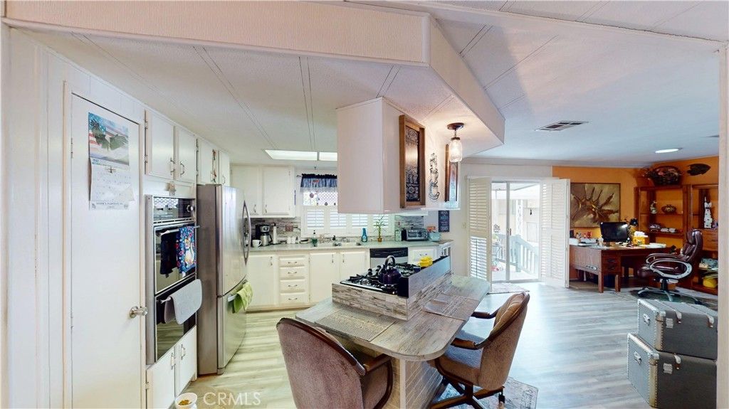 Image 12 of property listing at 15111 Bushard Street 18, Westminster, CA 92683