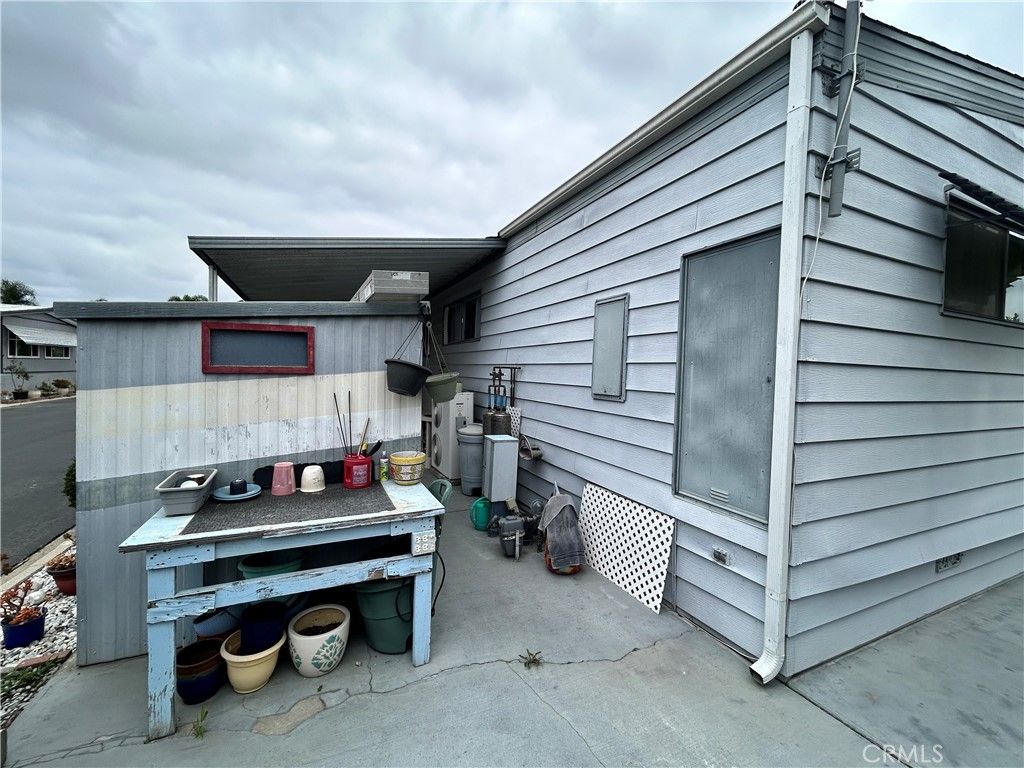 Image 7 of property listing at 15111 Bushard Street 18, Westminster, CA 92683