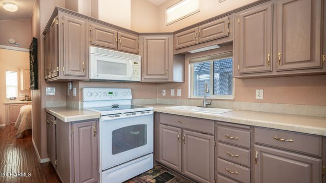 834 S BERYL Drive, Apache Junction, AZ 85119