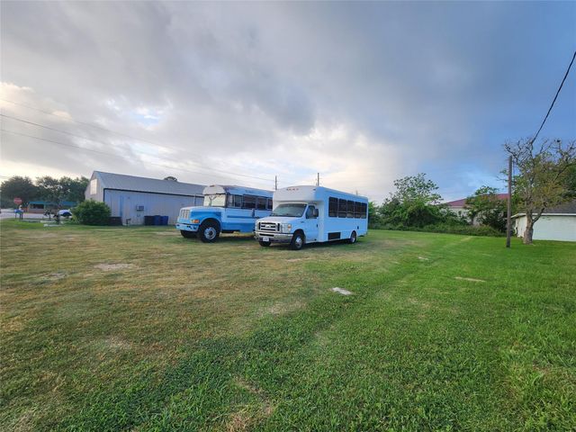 0 Acker, Magnolia, TX 77354