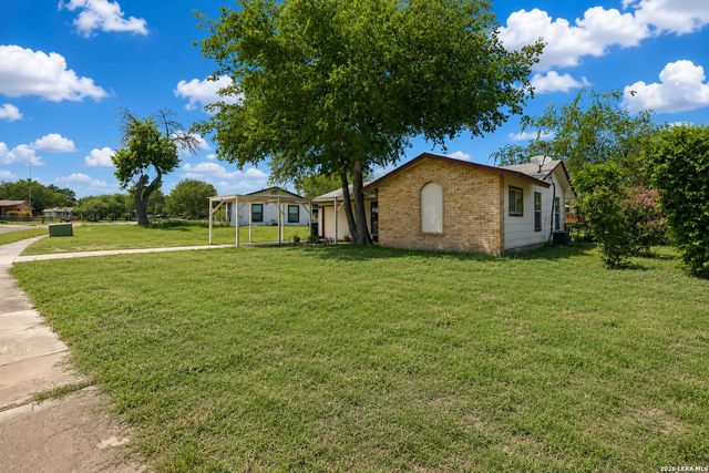 4802 Castle Bridge, San Antonio, TX 78218