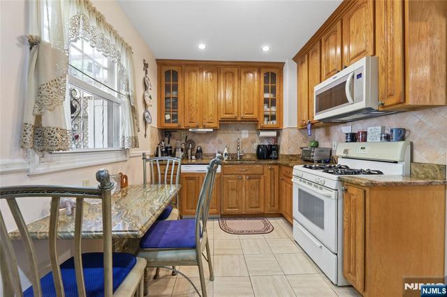 205 Warren Street, Englewood, NJ 07631
