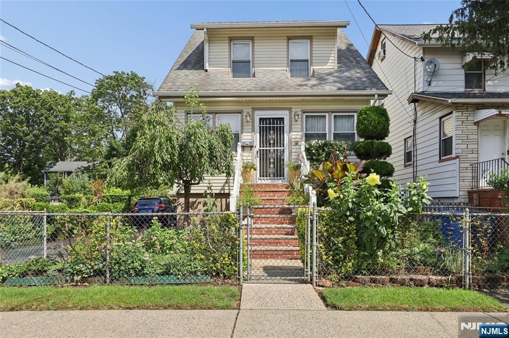 205 Warren Street, Englewood, NJ 07631