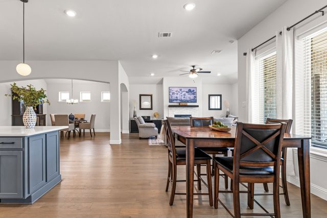 411 Heritage Hill Drive, Forney, TX 75126