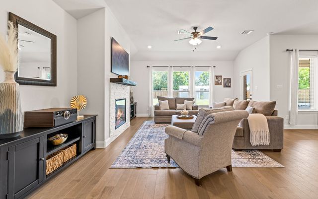 411 Heritage Hill Drive, Forney, TX 75126